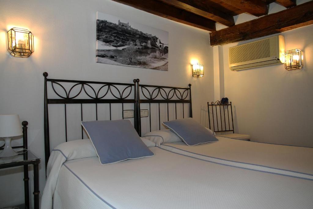 Hostal La Posada De Zocodover Toledo Eksteriør billede