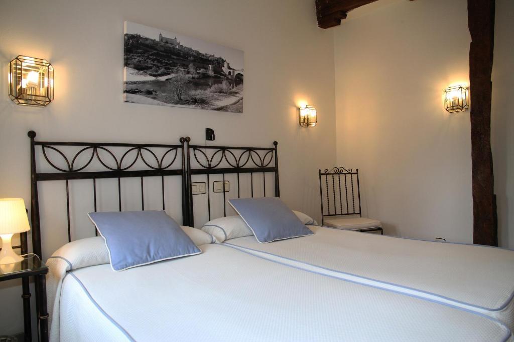 Hostal La Posada De Zocodover Toledo Eksteriør billede